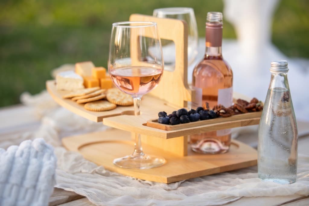 Vino Rosé & Tabla Gourmet